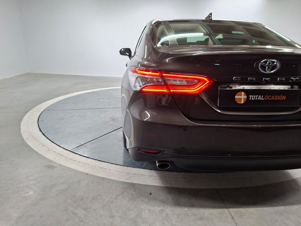 Toyota Camry 2.5 220H Advance - Foto 12