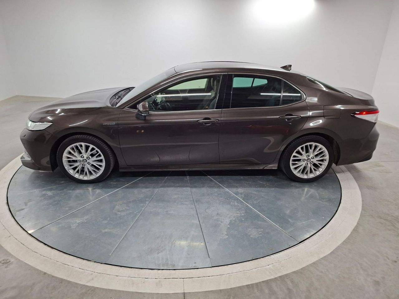 Toyota Camry 2.5 220H Advance - Foto 7