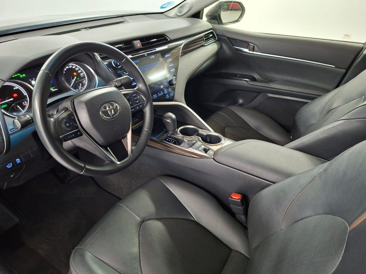 Toyota Camry 2.5 220H Advance - Foto 20