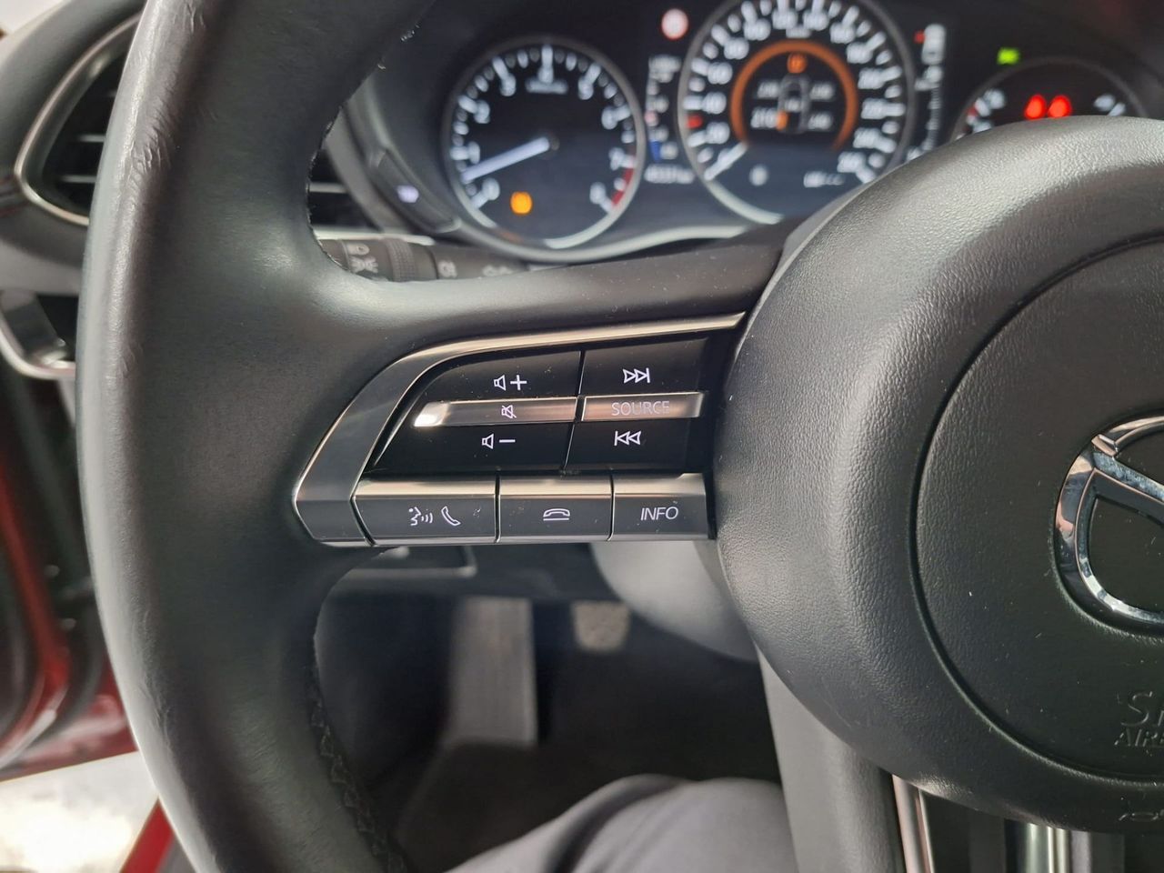 Mazda 3 2.0 e-SKYACTIV-G 88KW HOMURA - Foto 27