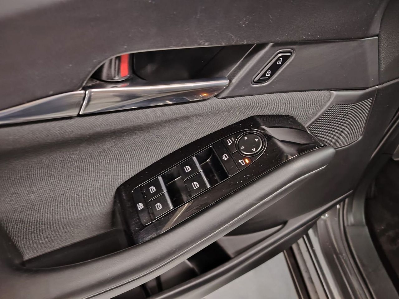 Mazda CX-30 e-SKYACTIV-X 2.0 137kW Evolution - Foto 27