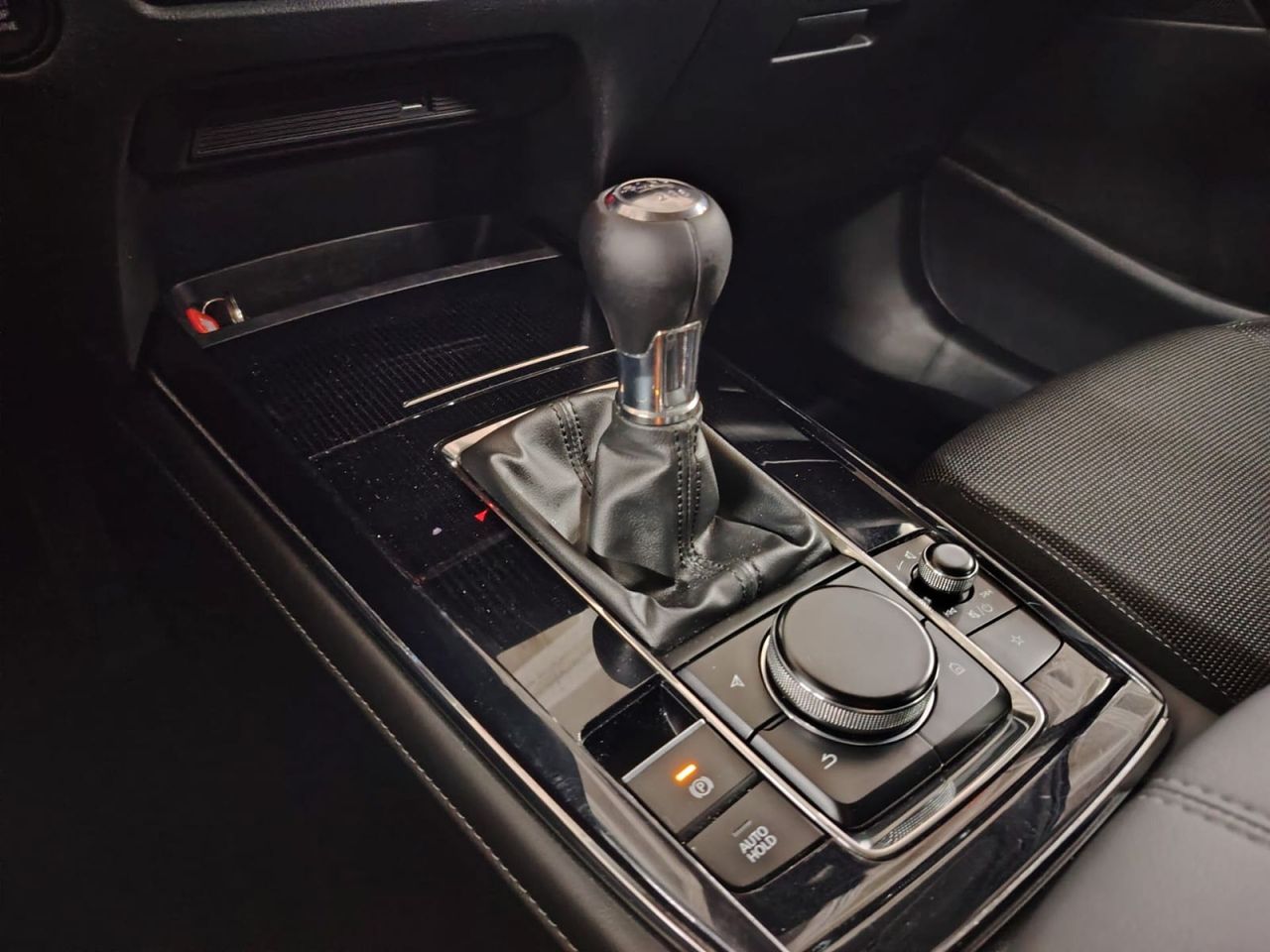 Mazda CX-30 e-SKYACTIV-X 2.0 137kW Evolution - Foto 30