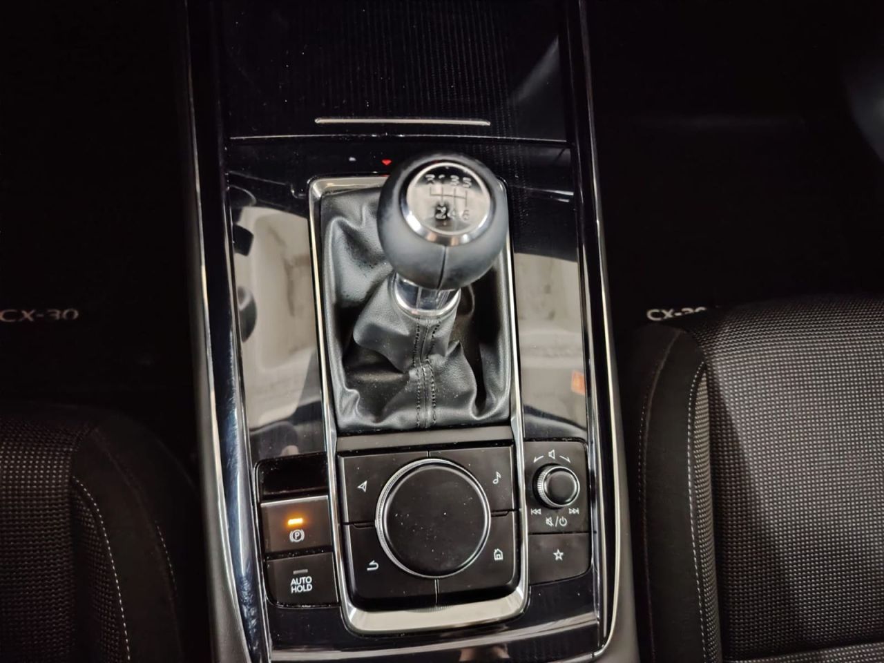 Mazda CX-30 e-SKYACTIV-X 2.0 137kW Evolution - Foto 31