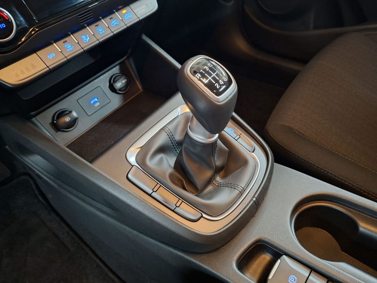 Hyundai Kona 1.0 TGDI Maxx 4X2 - Foto 26