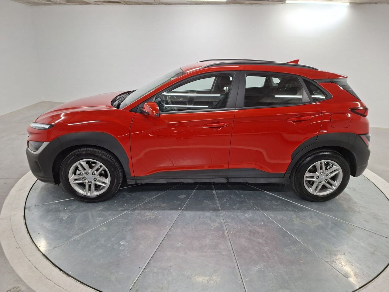 Hyundai Kona 1.0 TGDI Maxx 4X2 - Foto 9