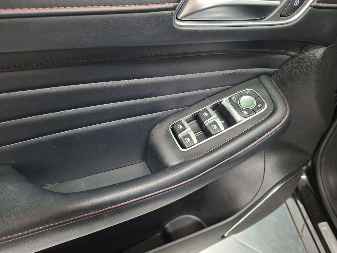 MG eHS 1.5T-GDI PHEV Luxury - Foto 41