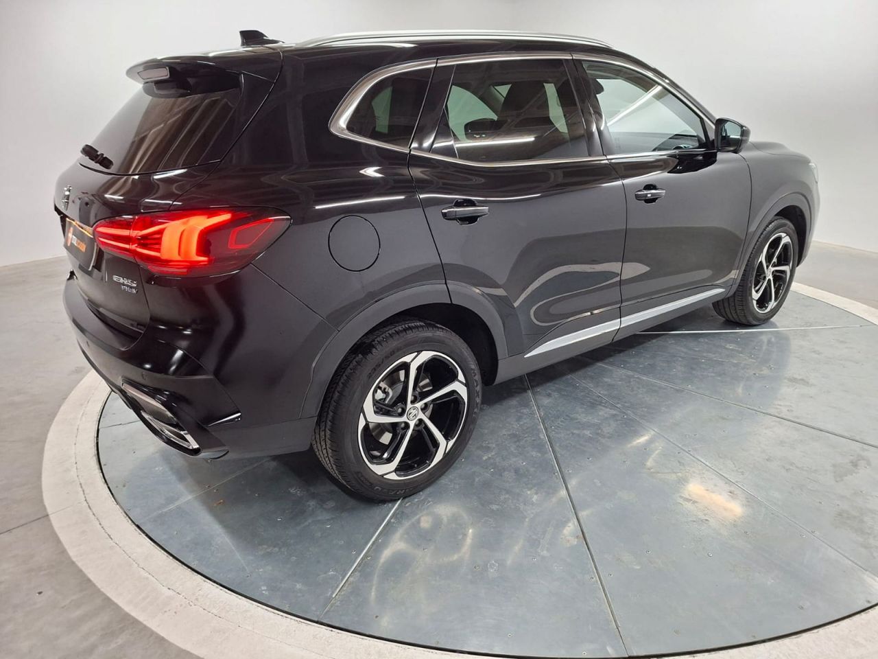 MG eHS 1.5T-GDI PHEV Luxury - Foto 4