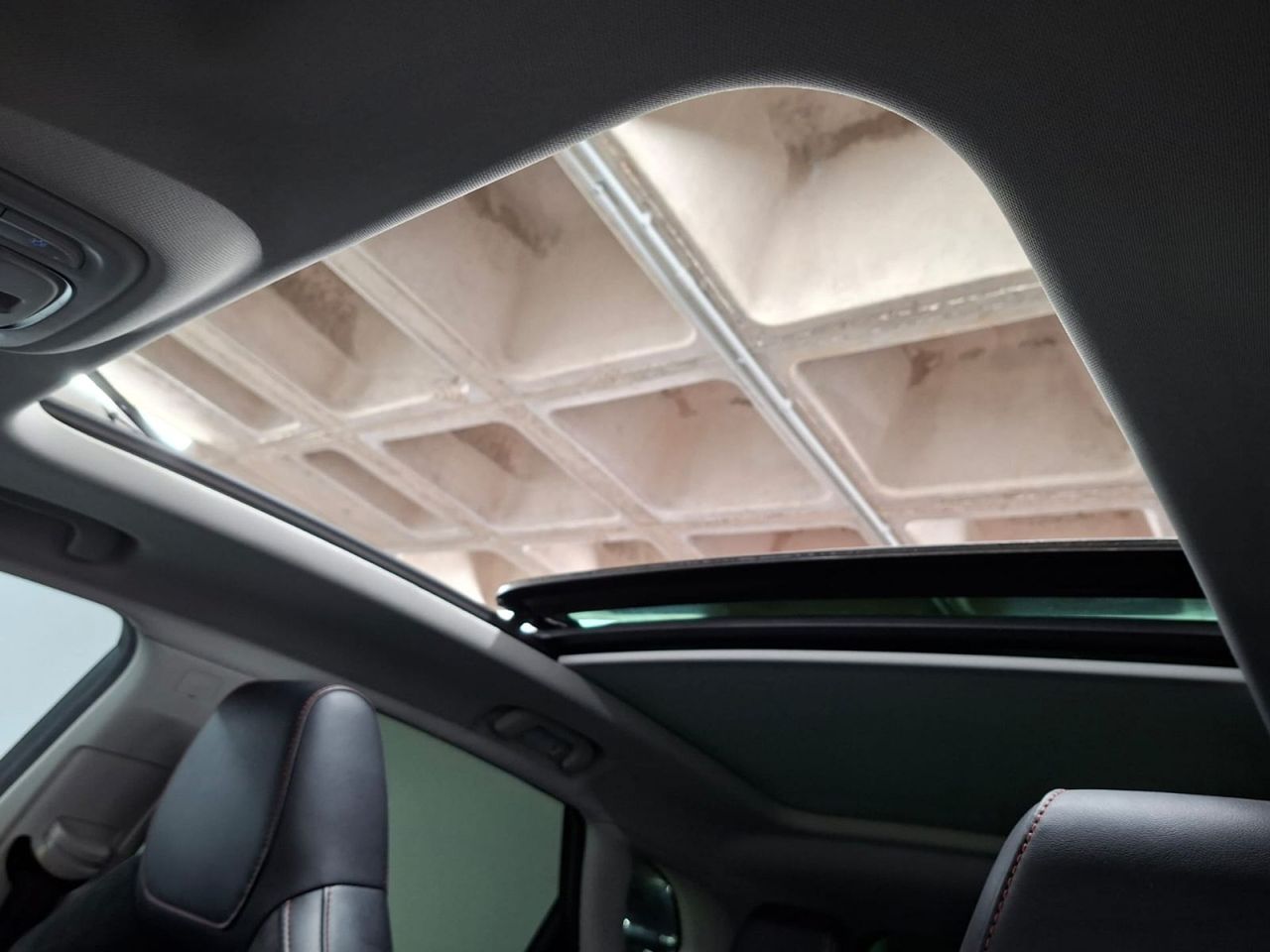 MG eHS 1.5T-GDI PHEV Luxury - Foto 39