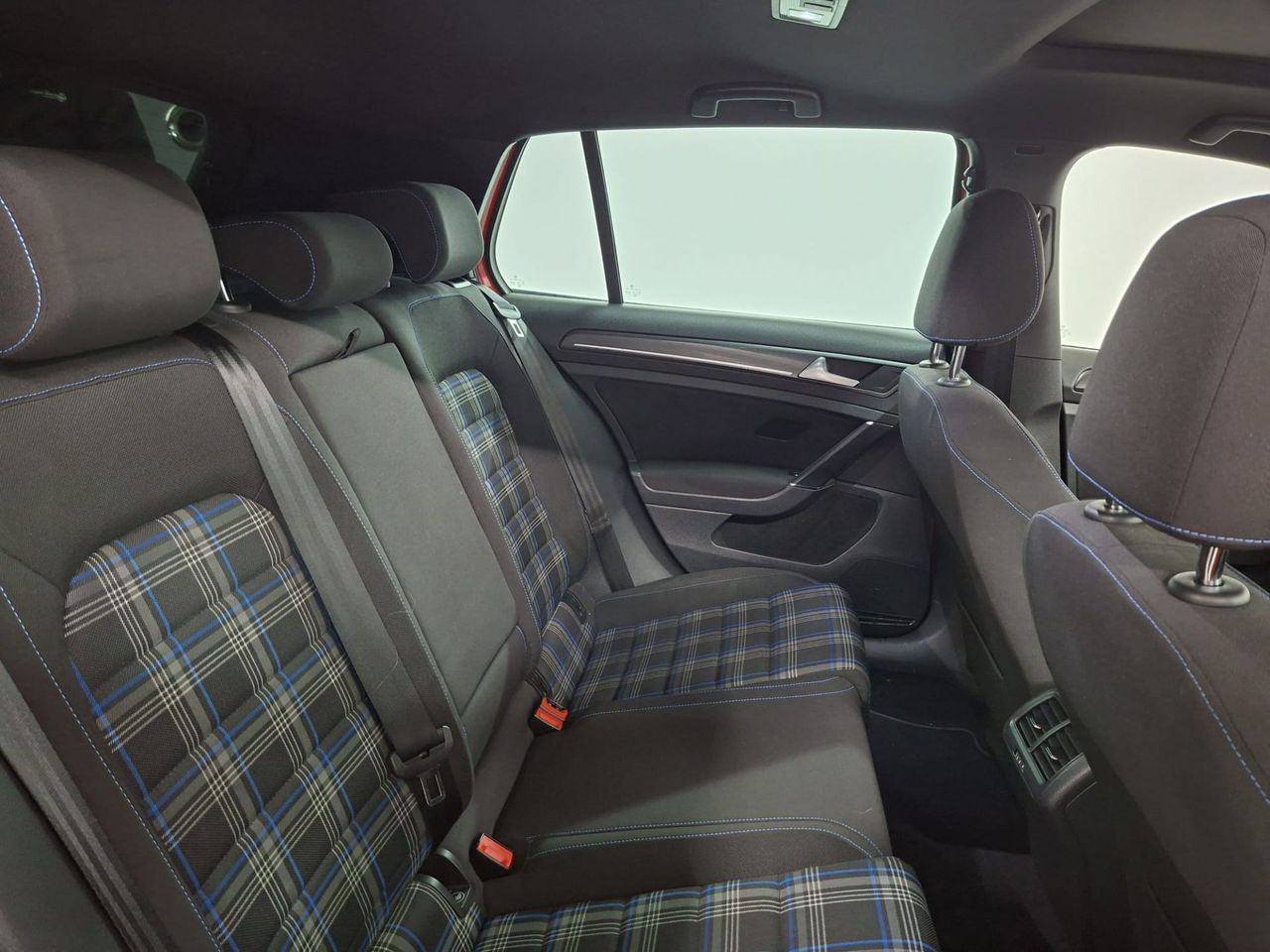 Volkswagen Golf GTE 1.4 TSI e-Power 150kW (204CV) DSG - Foto 21