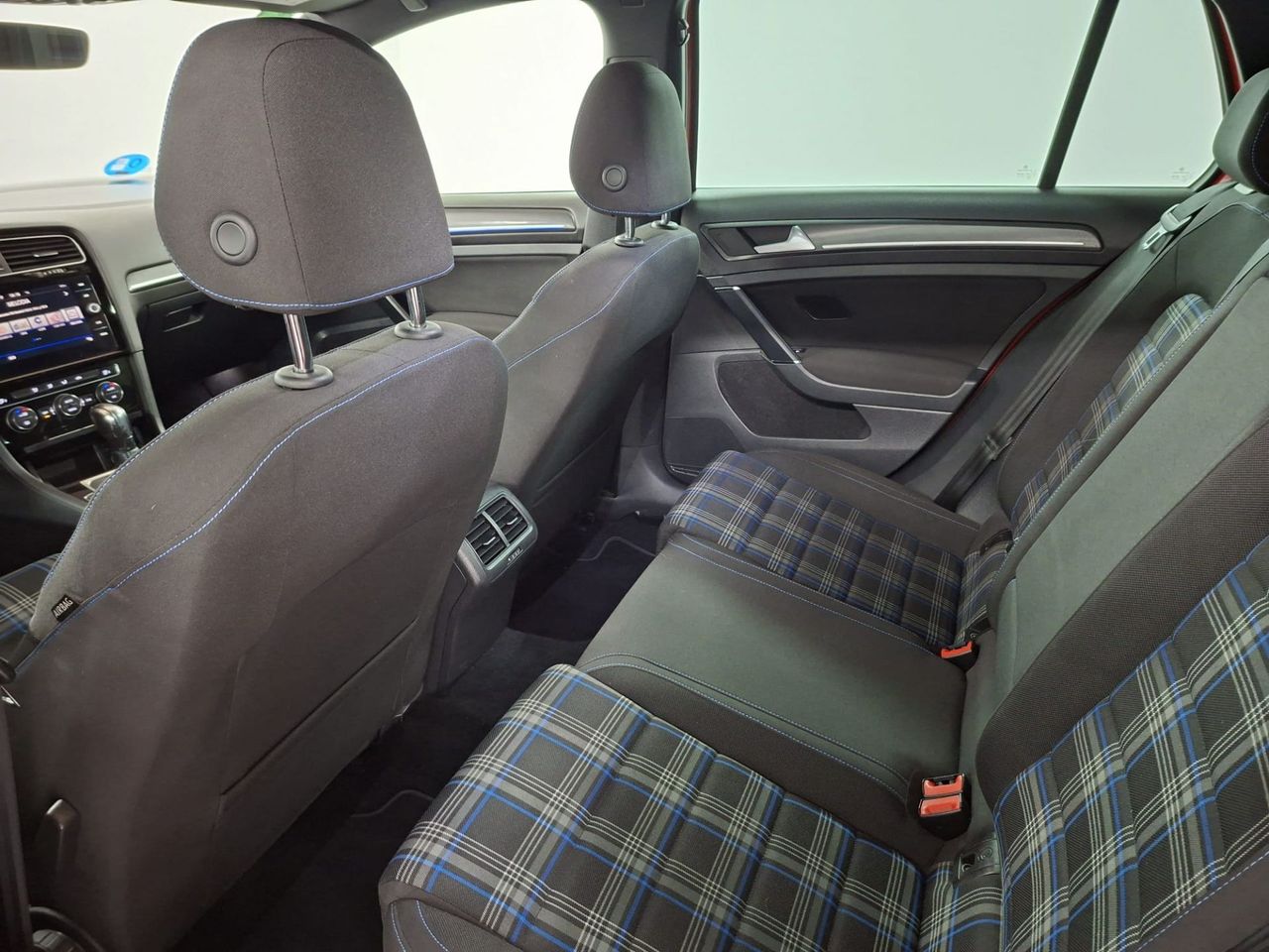 Volkswagen Golf GTE 1.4 TSI e-Power 150kW (204CV) DSG - Foto 37