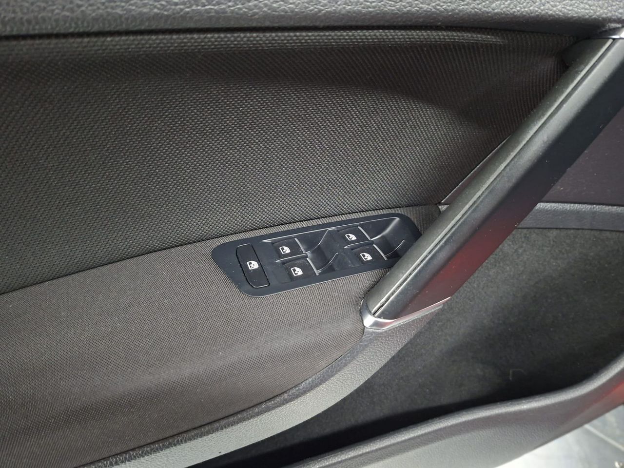 Volkswagen Golf GTE 1.4 TSI e-Power 150kW (204CV) DSG - Foto 24