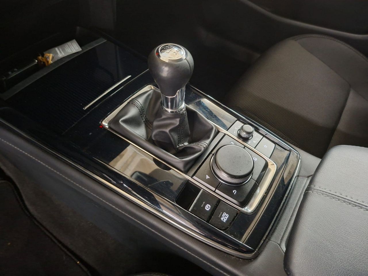 Mazda CX-30 e-SKYACTIV-G 2.0 90 kW 2WD Evolution - Foto 34