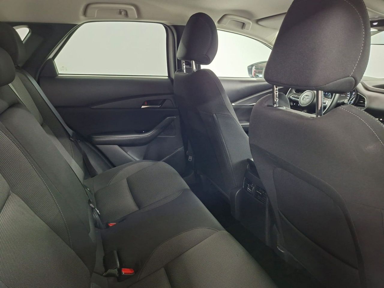 Mazda CX-30 e-SKYACTIV-G 2.0 90 kW 2WD Evolution - Foto 31