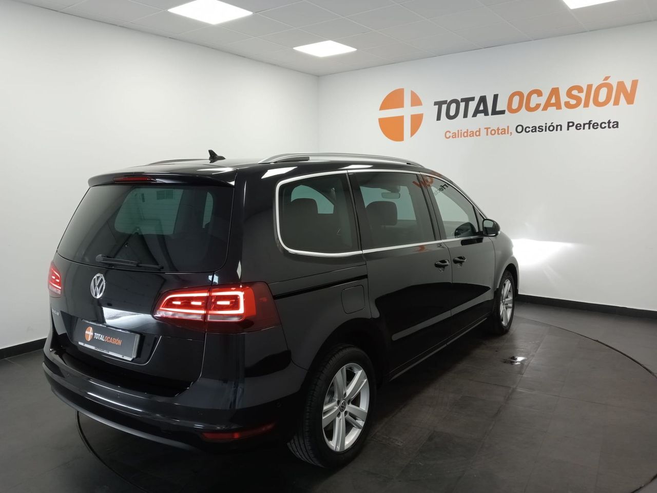 Volkswagen Sharan Advance 2.0 TDI 135kW(184CV) BMT DSG - Foto 8
