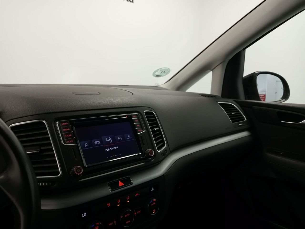 Volkswagen Sharan Advance 2.0 TDI 135kW(184CV) BMT DSG - Foto 36