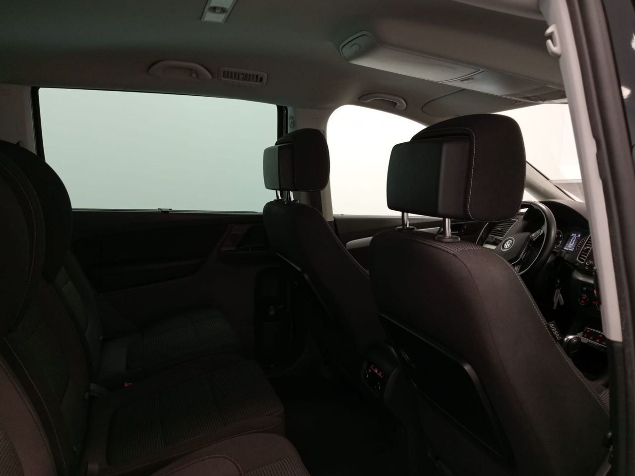 Volkswagen Sharan Advance 2.0 TDI 135kW(184CV) BMT DSG - Foto 17