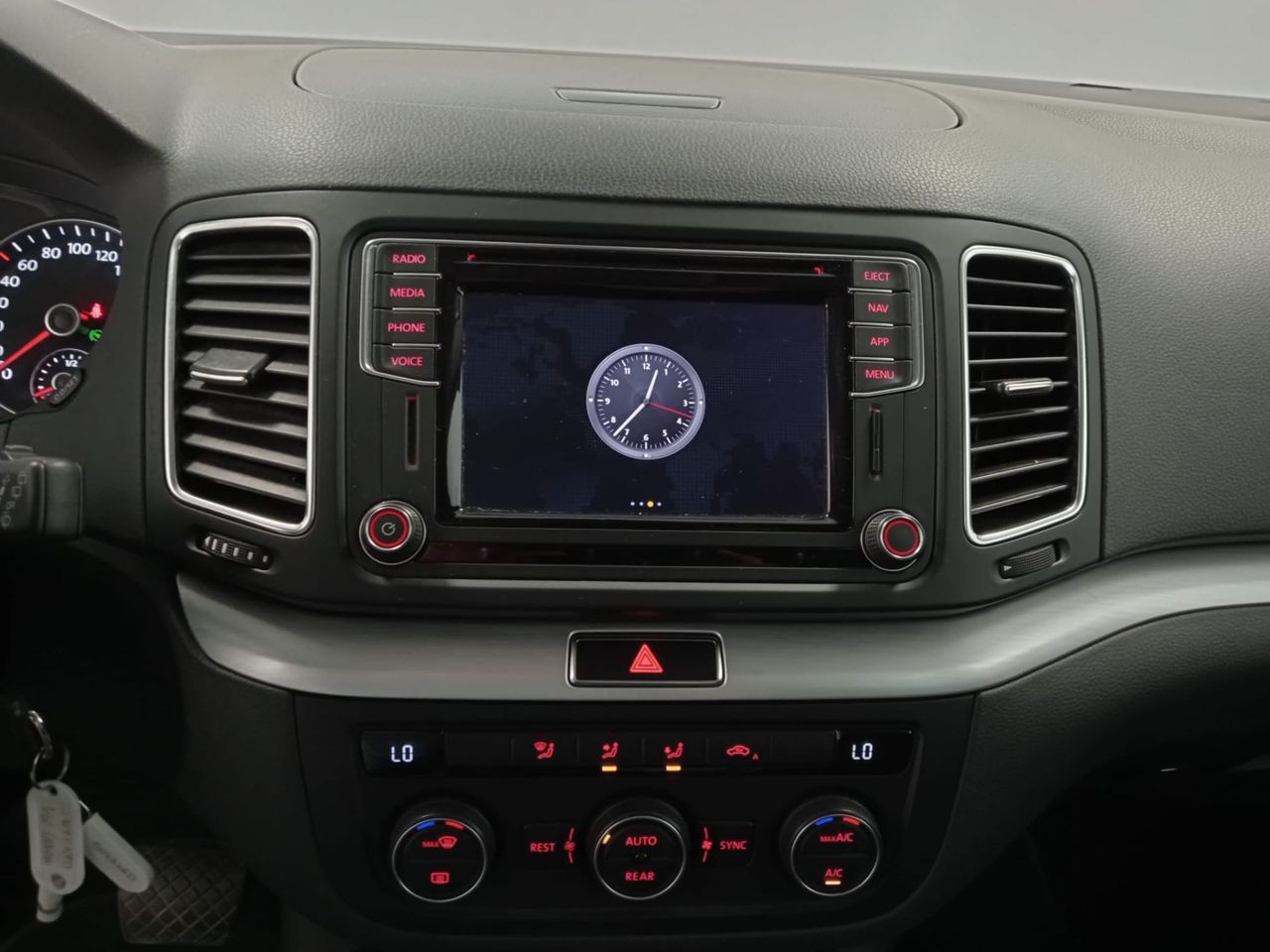 Volkswagen Sharan Advance 2.0 TDI 135kW(184CV) BMT DSG - Foto 24