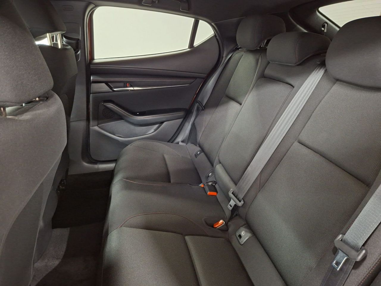 Mazda 3 2.0 e-SKYACTIV-G 88KW HOMURA - Foto 20