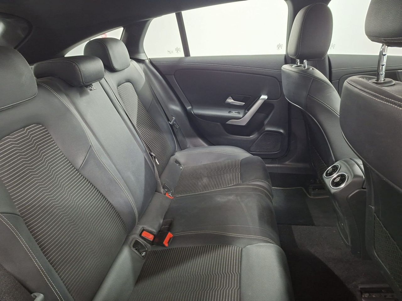 Mercedes CLA CLA 200 Shooting Brake - Foto 19