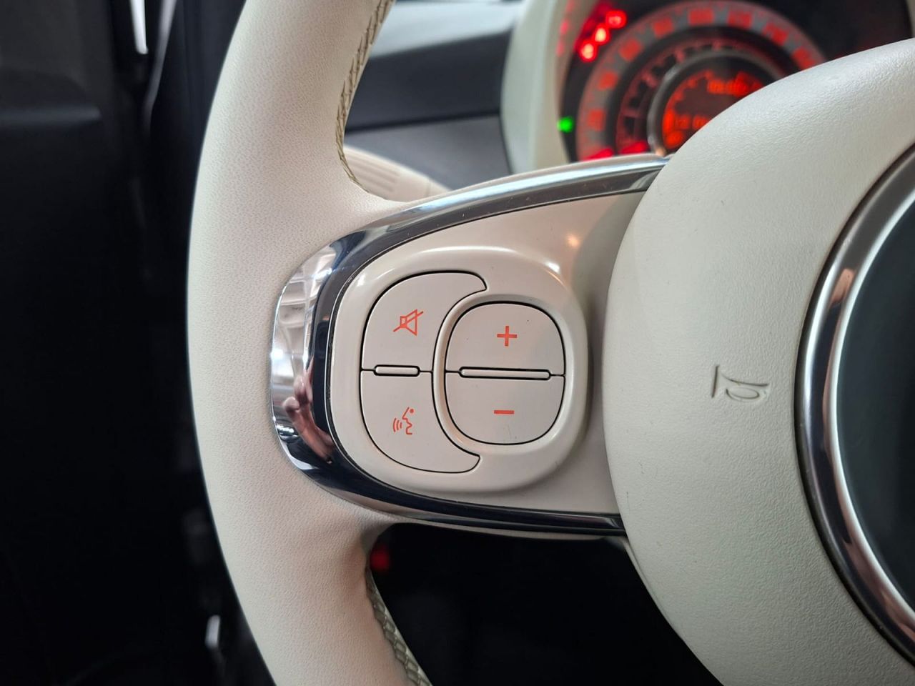 Fiat 500 Lounge 1.2 8v 51KW (69 CV) - Foto 27