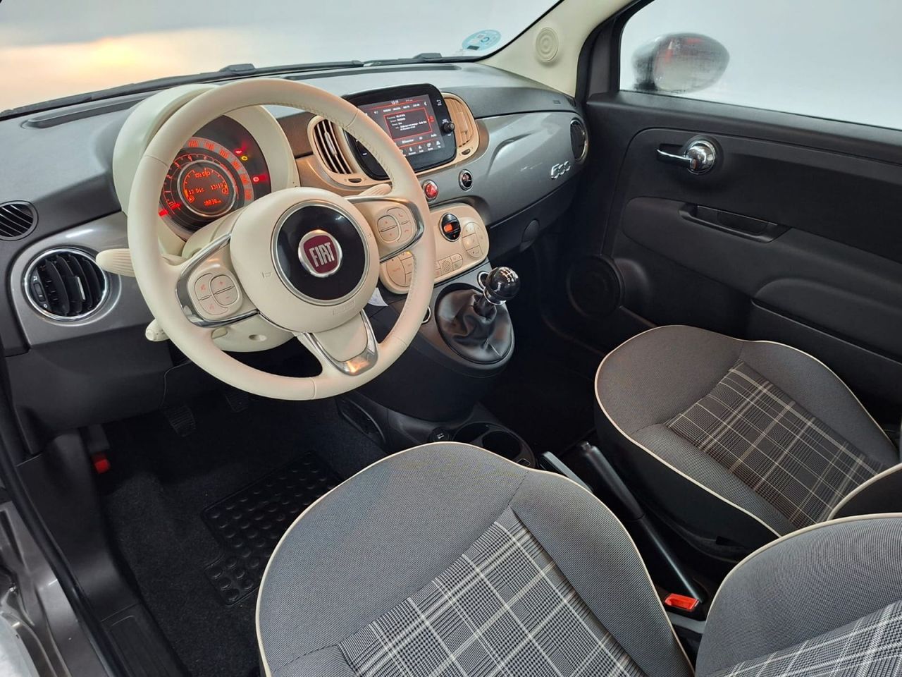 Fiat 500 Lounge 1.2 8v 51KW (69 CV) - Foto 19