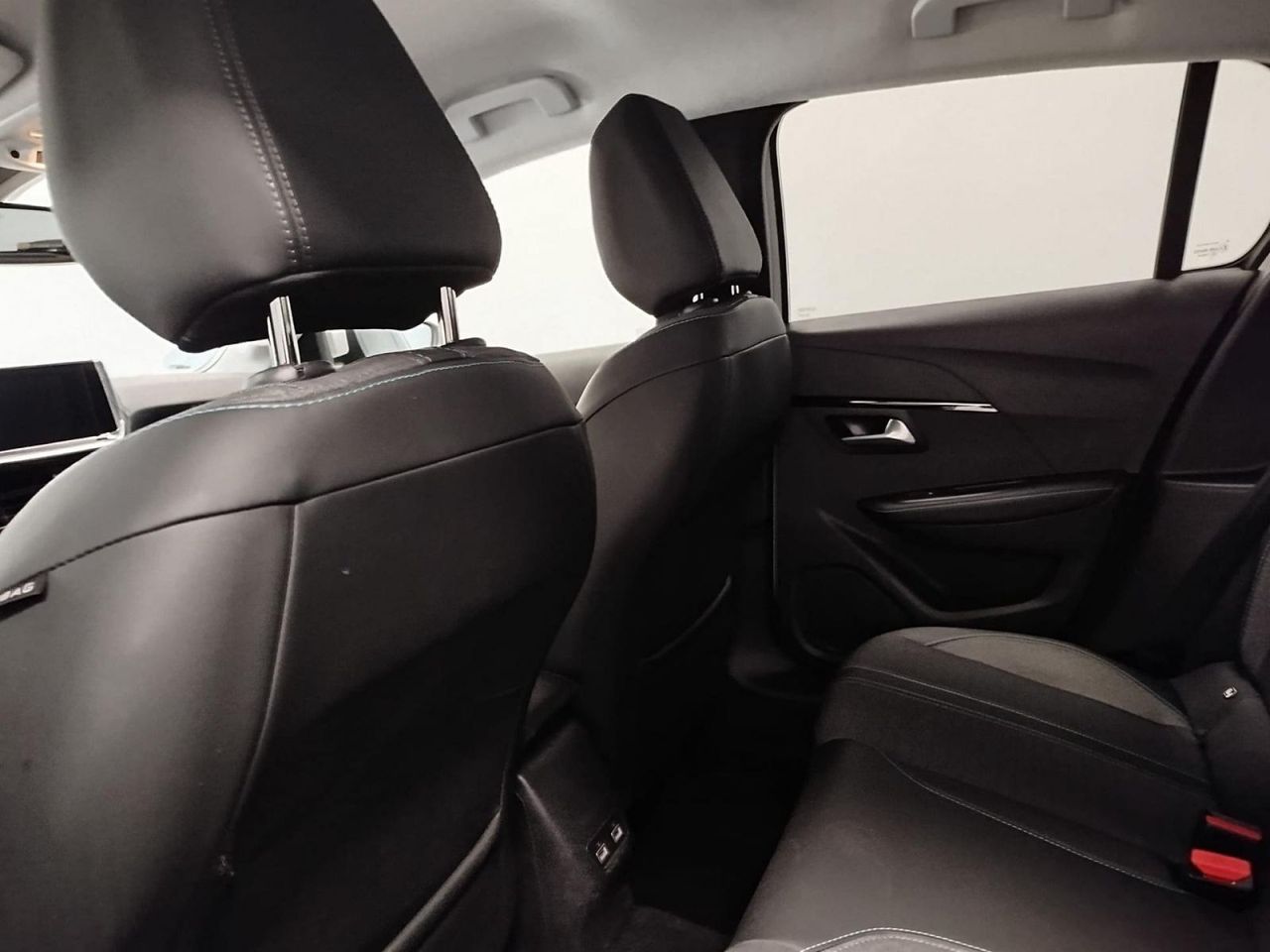 Peugeot 208 PureTech 73kW (100CV) Allure Pack - Foto 28