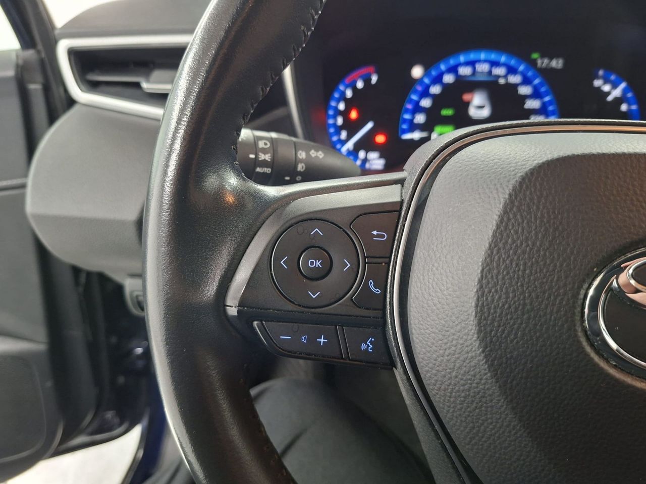 Toyota Corolla 1.8 125H STYLE E-CVT - Foto 18