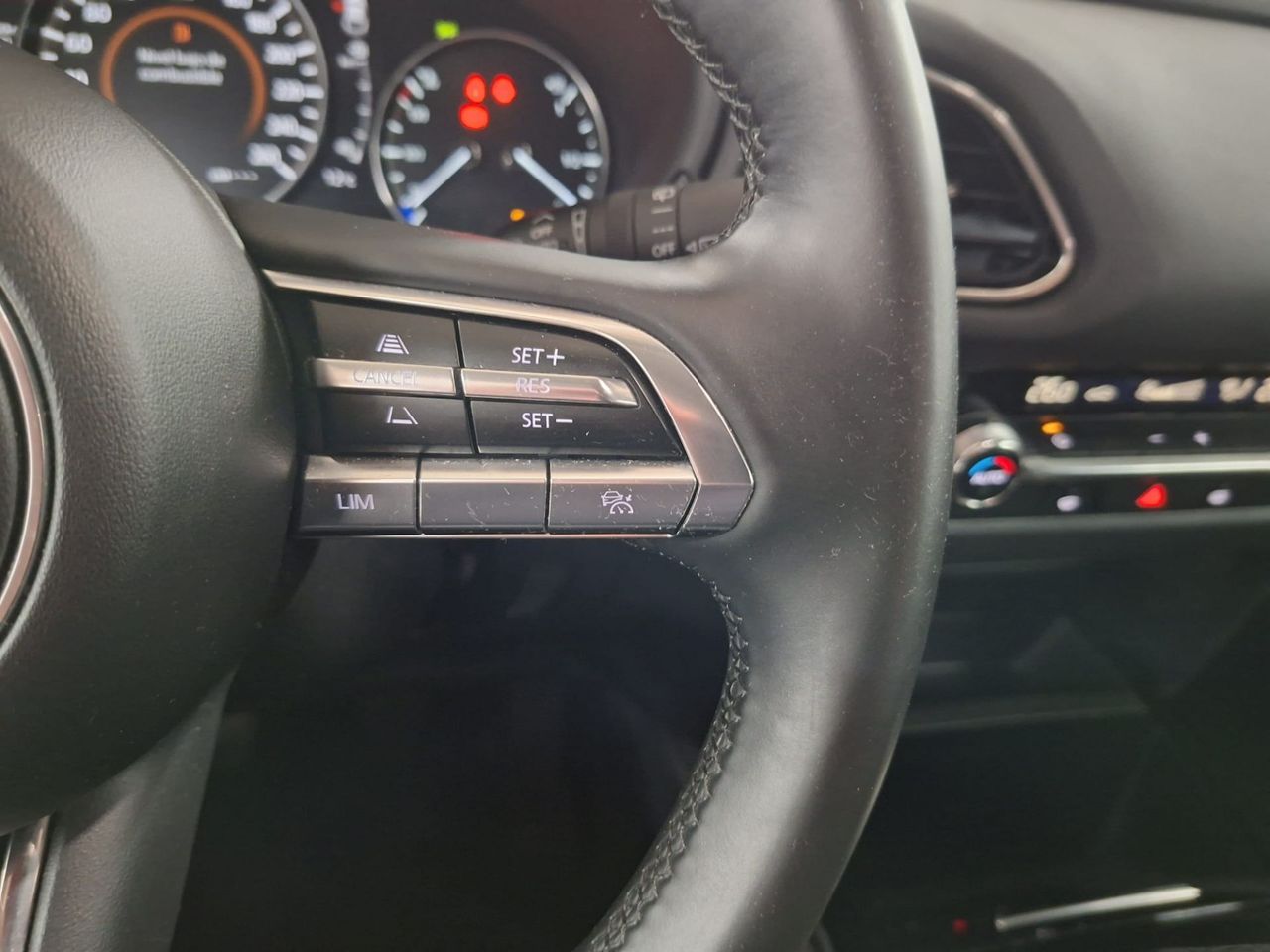 Mazda CX-30 e-SKYACTIV-G 2.0 90 kW 2WD Zenith - Foto 24