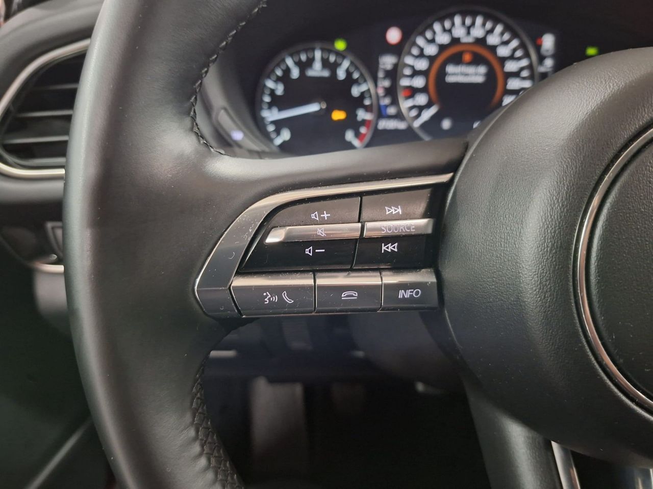 Mazda CX-30 e-SKYACTIV-G 2.0 90 kW 2WD Zenith - Foto 23