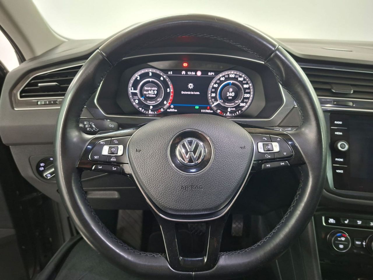 Volkswagen Tiguan Sport 2.0 TDI 110kW (150CV) DSG - Foto 24