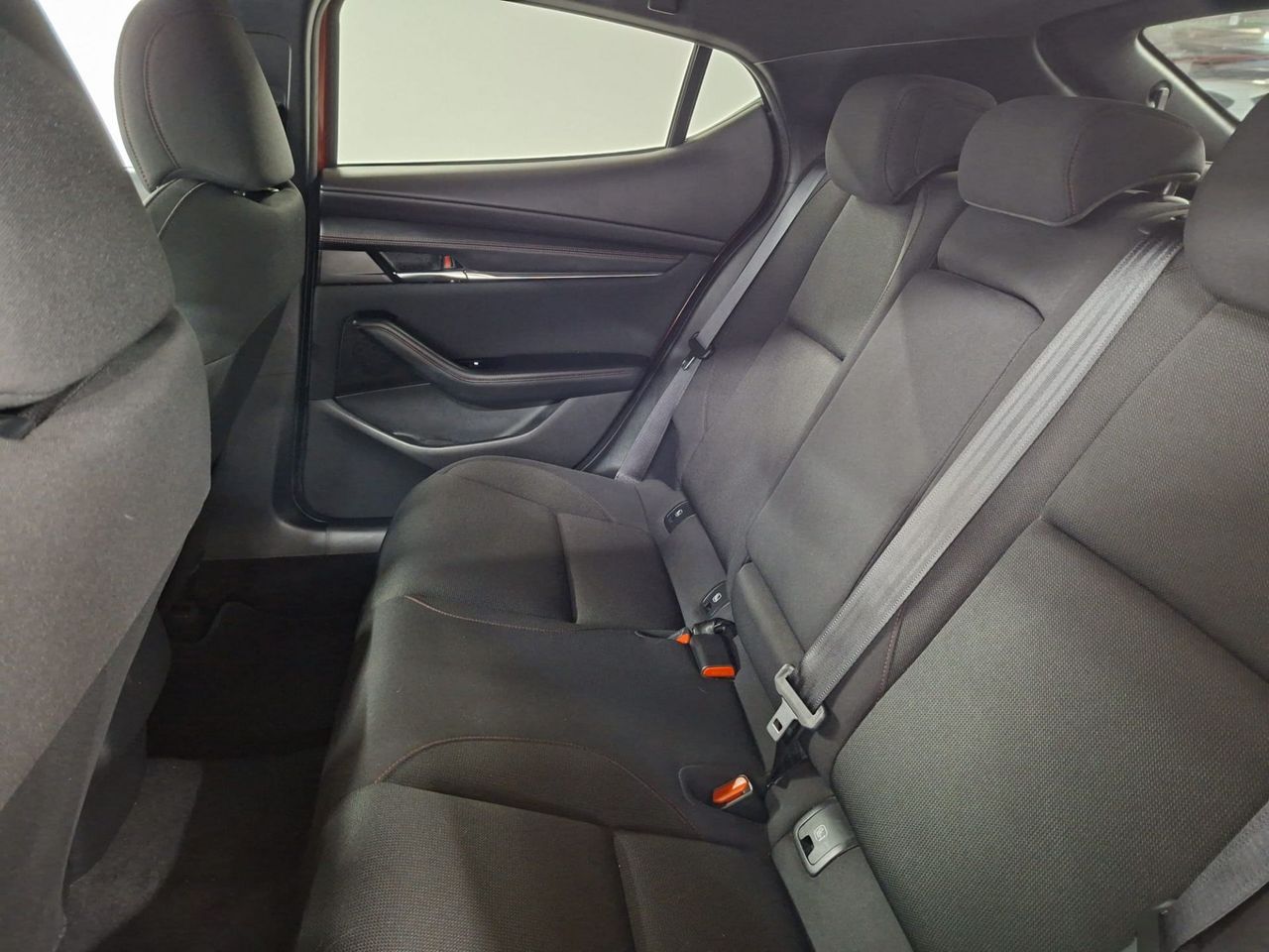 Mazda 3 2.0 e-SKYACTIV-G 88KW HOMURA - Foto 22