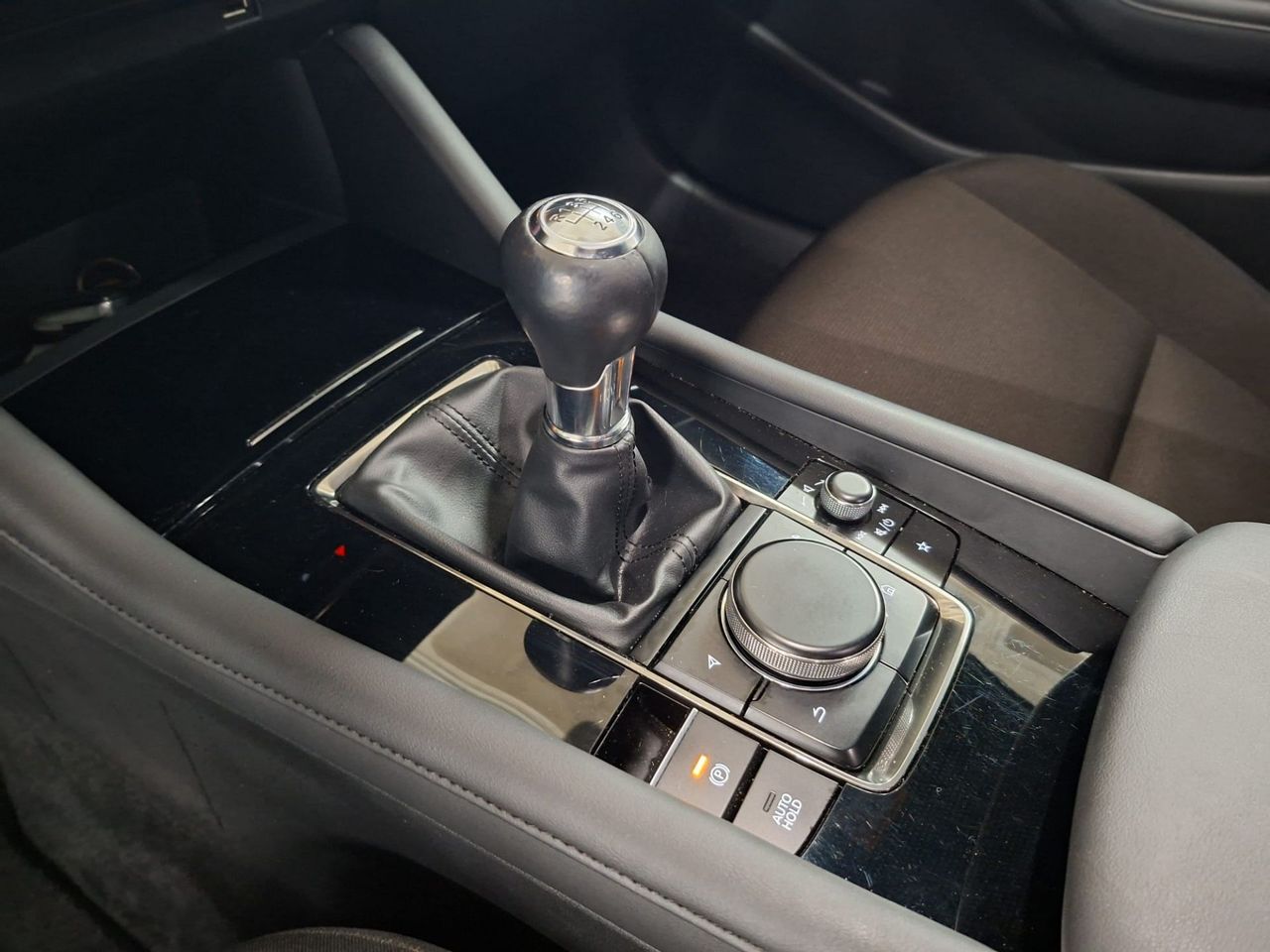 Mazda 3 2.0 e-SKYACTIV-G 88KW ZENITH - Foto 19