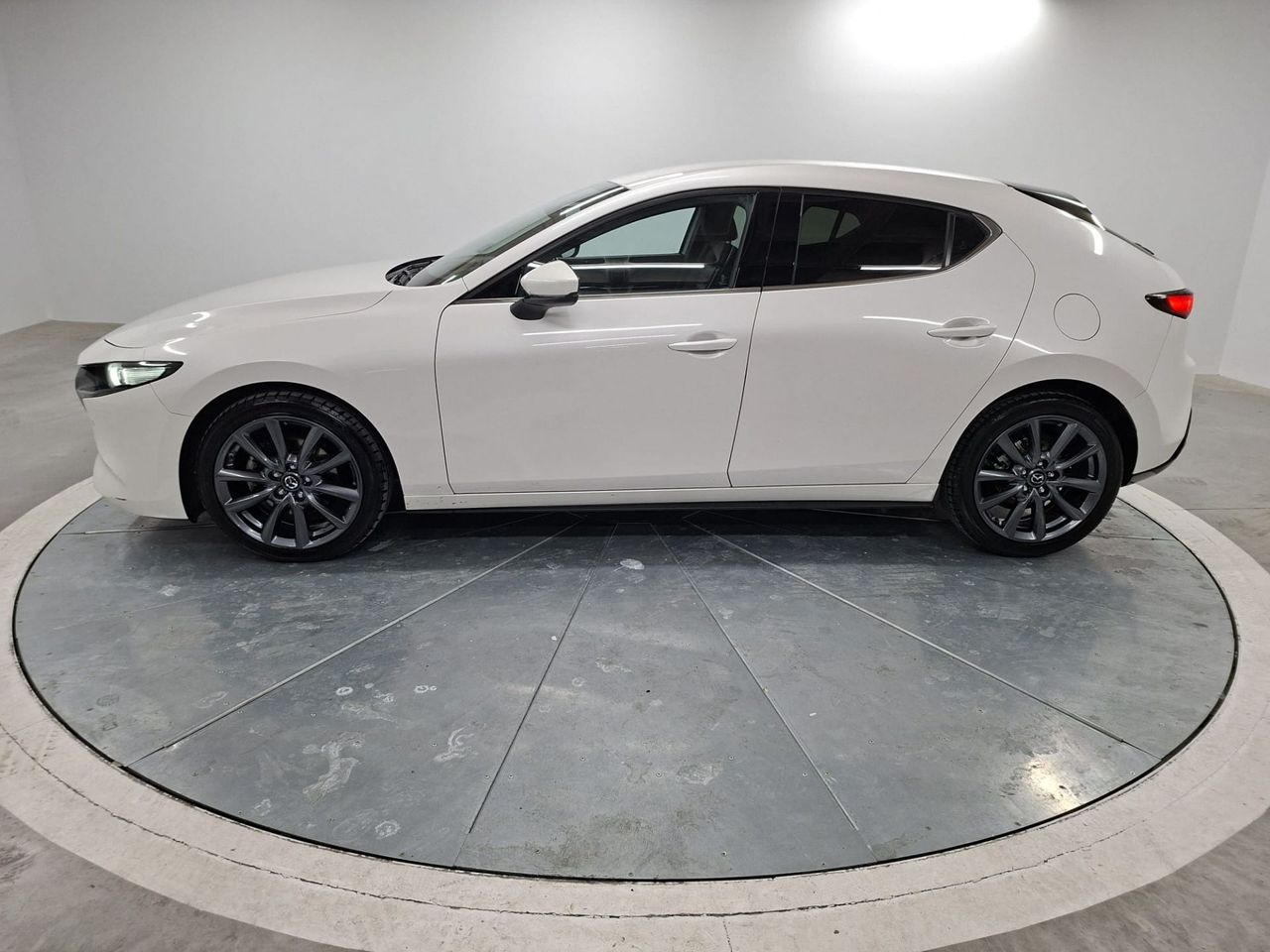Mazda 3 2.0 e-SKYACTIV-G 88KW ZENITH - Foto 8