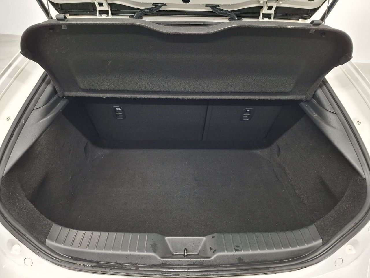 Mazda 3 2.0 e-SKYACTIV-G 88KW ZENITH - Foto 15