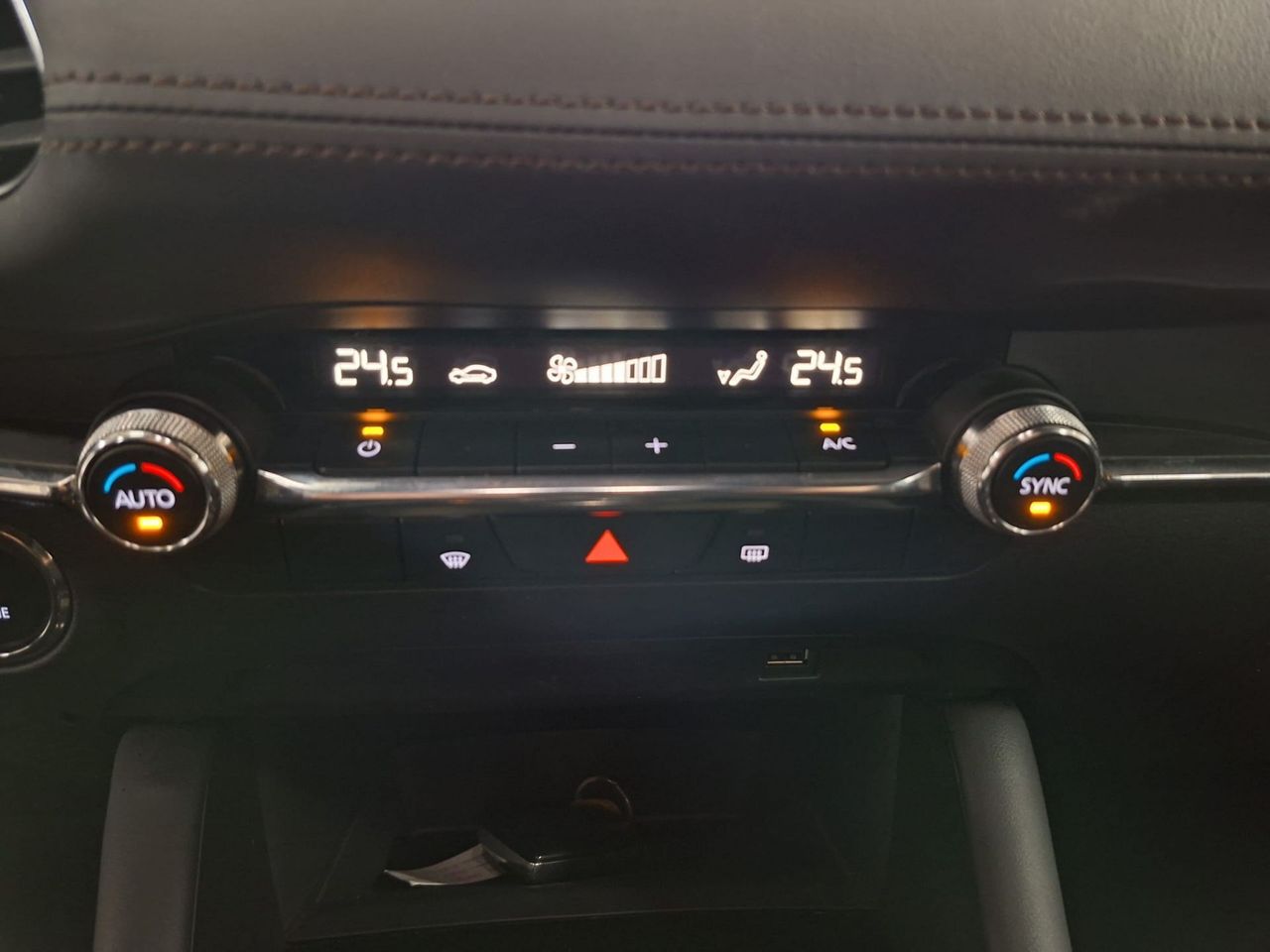 Mazda 3 2.0 e-SKYACTIV-G 88KW ZENITH - Foto 20