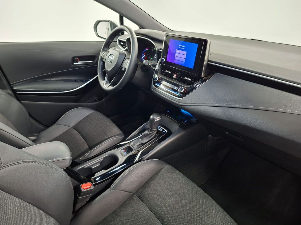 Toyota Corolla 1.8 125H ACTIVE TECH E-CVT TOU SPORT - Foto 27