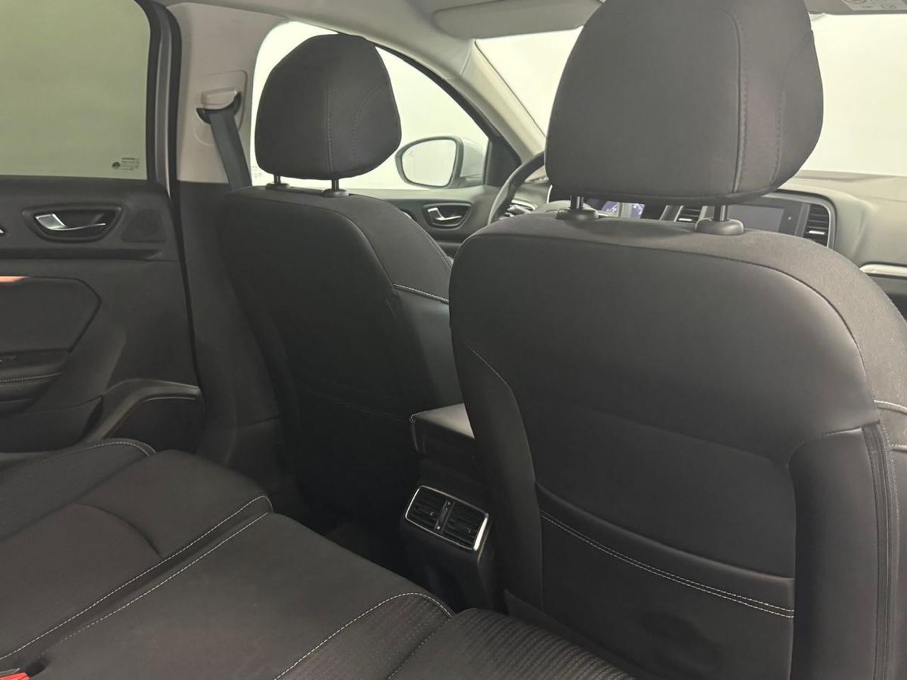 Renault Megane Zen TCe 103 kW (140CV) GPF - Foto 13