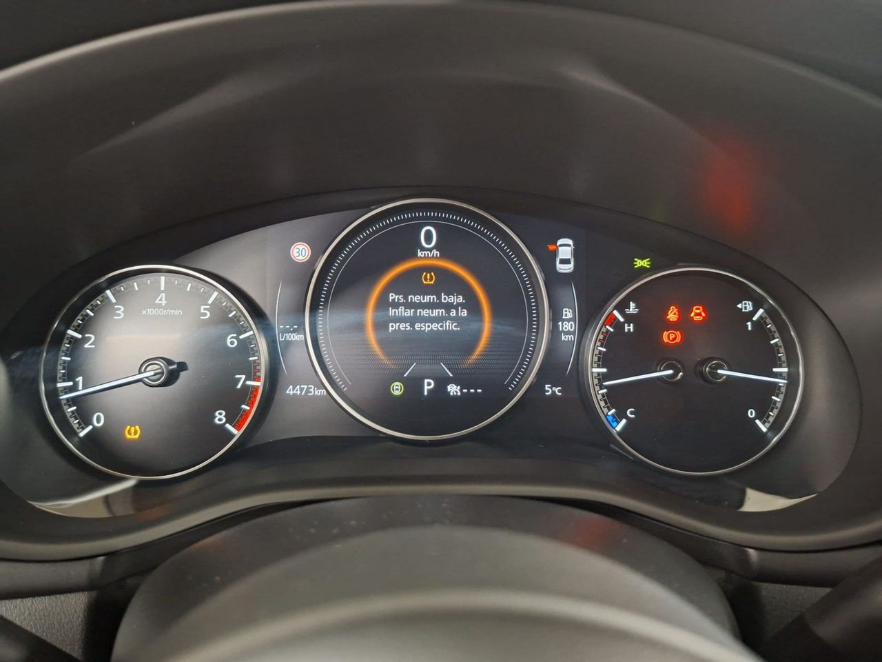 Mazda 3 2.0L e-SKYACTIV X MHEV 137kW 6AT Takumi - Foto 22