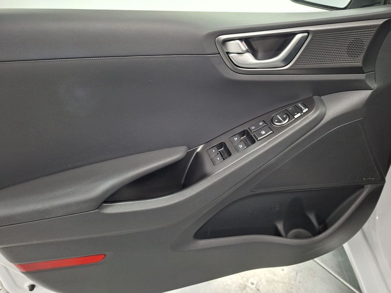 Hyundai IONIQ 1.6 GDI PHEV Tecno DCT - Foto 25