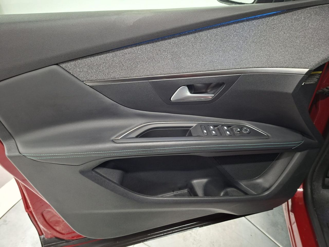 Peugeot 3008 1.5 BlueHDi 96kW (130CV) S&S Allure - Foto 26