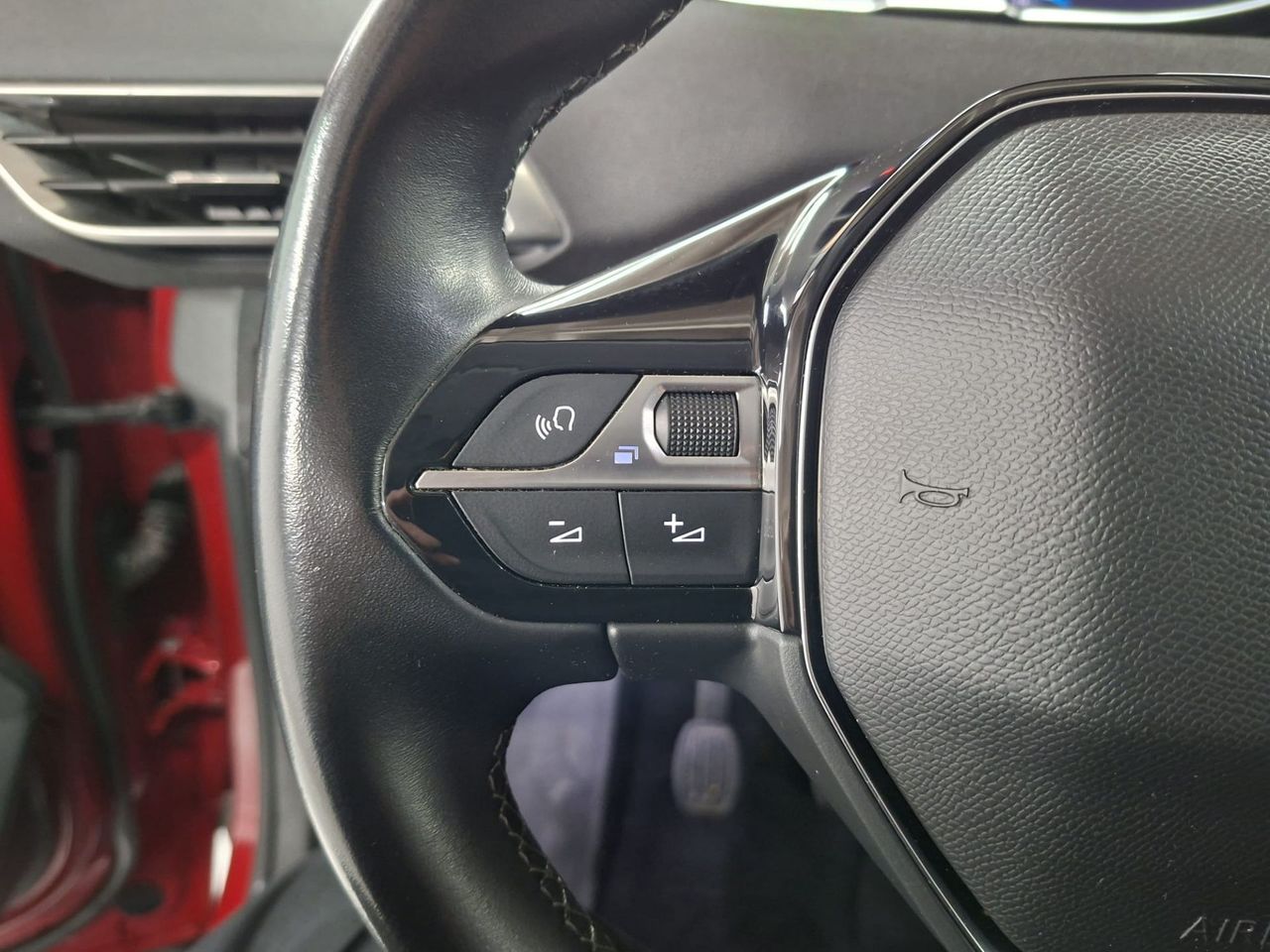 Peugeot 3008 1.5 BlueHDi 96kW (130CV) S&S Allure - Foto 18