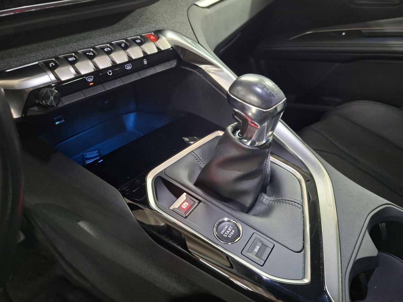 Peugeot 3008 1.5 BlueHDi 96kW (130CV) S&S Allure - Foto 24