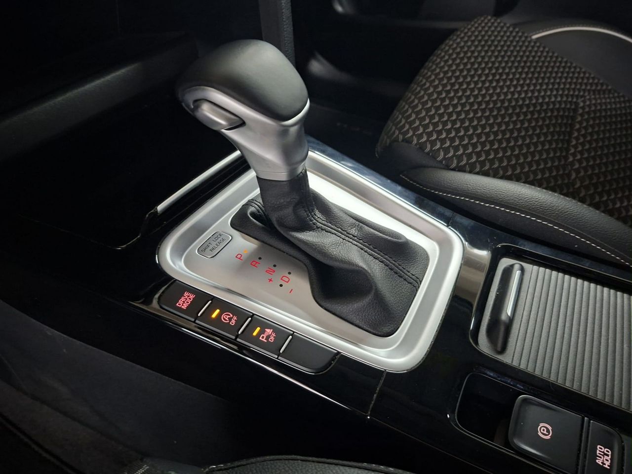 Kia XCeed 1.5 MHEV Emotion 118kW (160CV) DCT - Foto 23