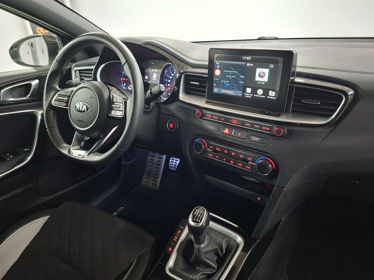 Kia Ceed 1.0 T-GDi 88kW (120CV) GT Line - Foto 13