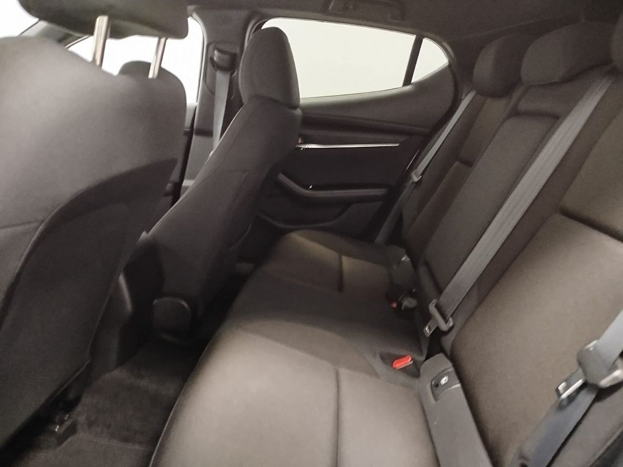 Mazda 3 2.0 e-SKYACTIV-X ZENITH - Foto 29