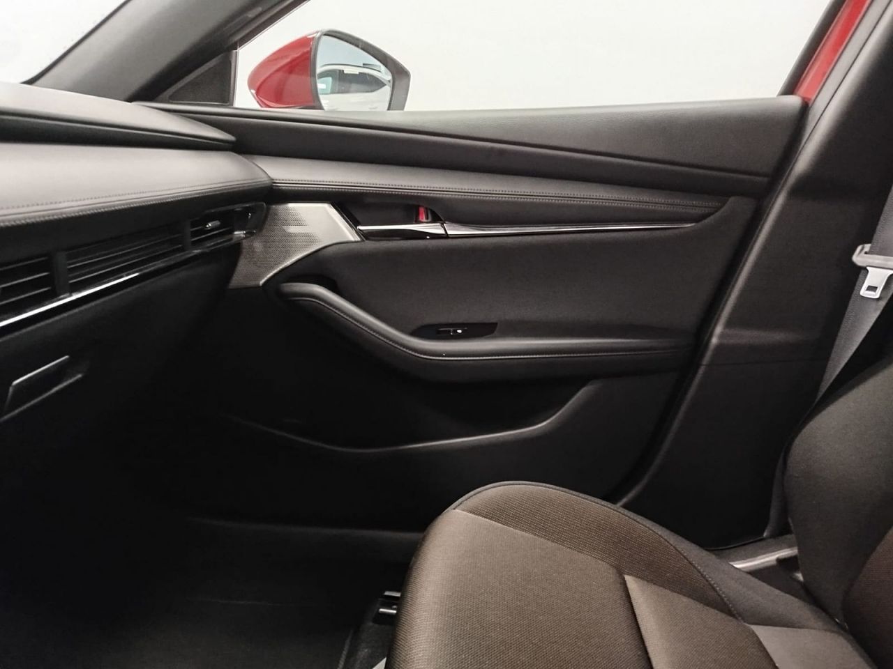 Mazda 3 2.0 e-SKYACTIV-X ZENITH - Foto 16