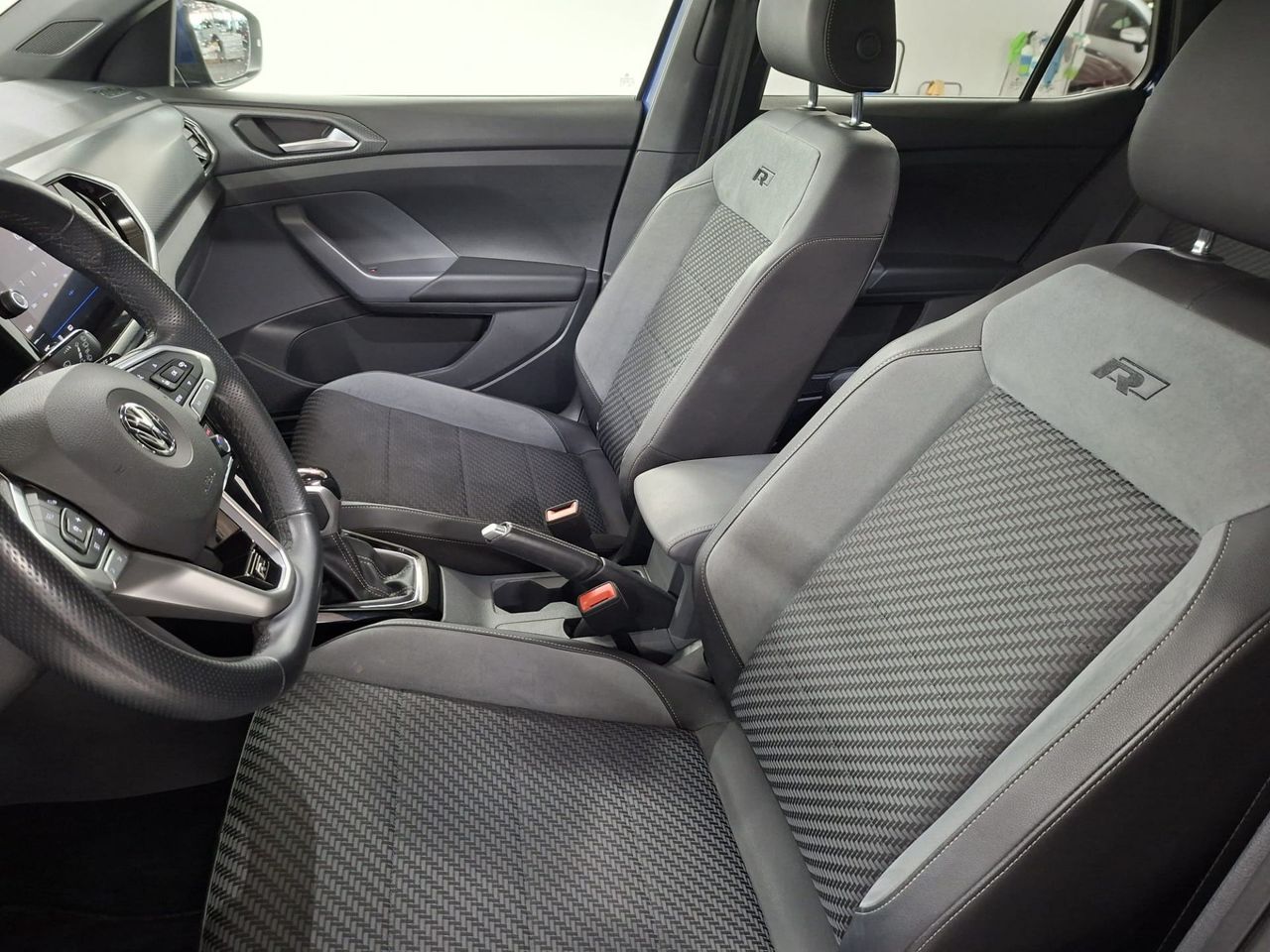 Volkswagen T-Cross Sport 1.0 TSI 85kW (115CV) DSG - Foto 18