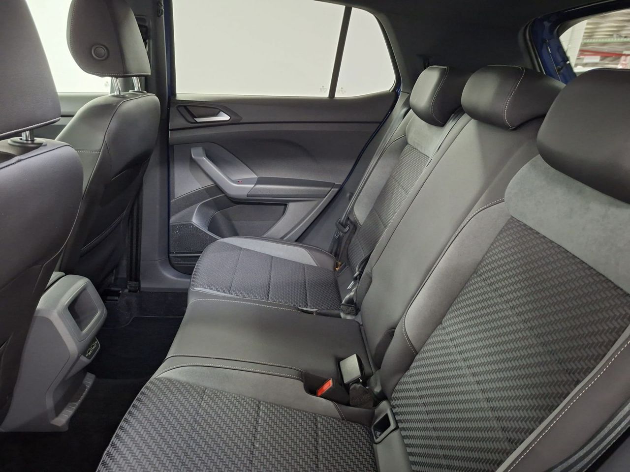 Volkswagen T-Cross Sport 1.0 TSI 85kW (115CV) DSG - Foto 15