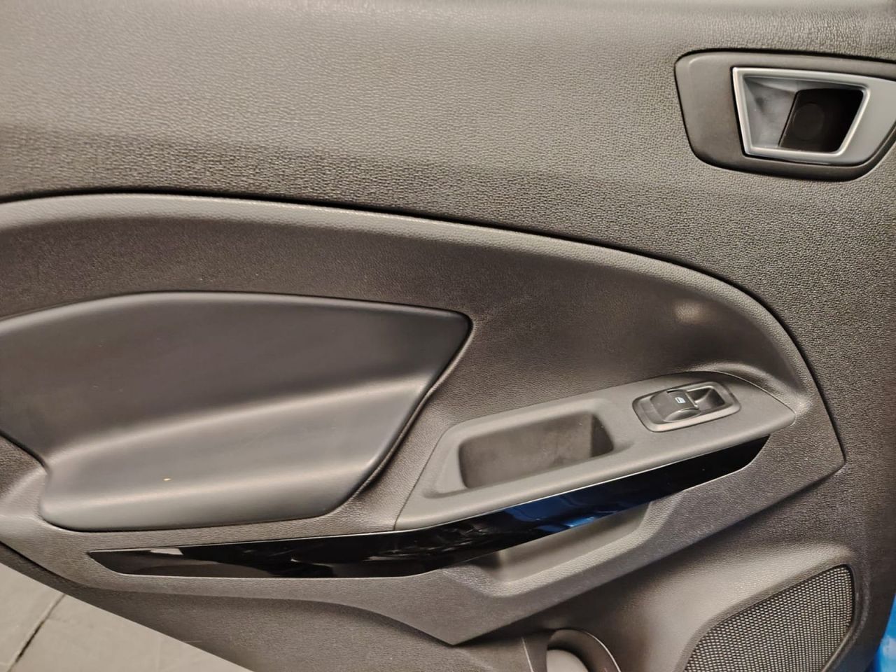 Ford Ecosport 1.0T EcoBoost 92kW (125CV) S&S ST Line - Foto 19