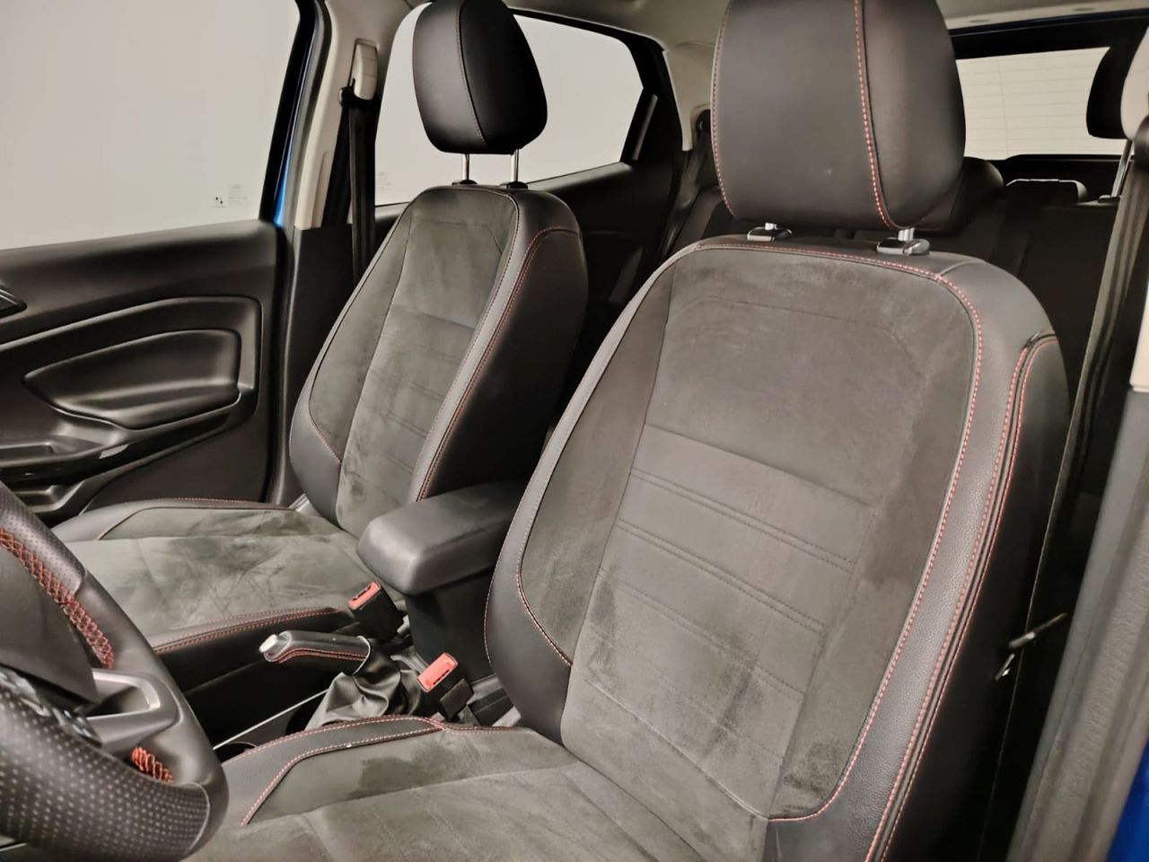 Ford Ecosport 1.0T EcoBoost 92kW (125CV) S&S ST Line - Foto 18